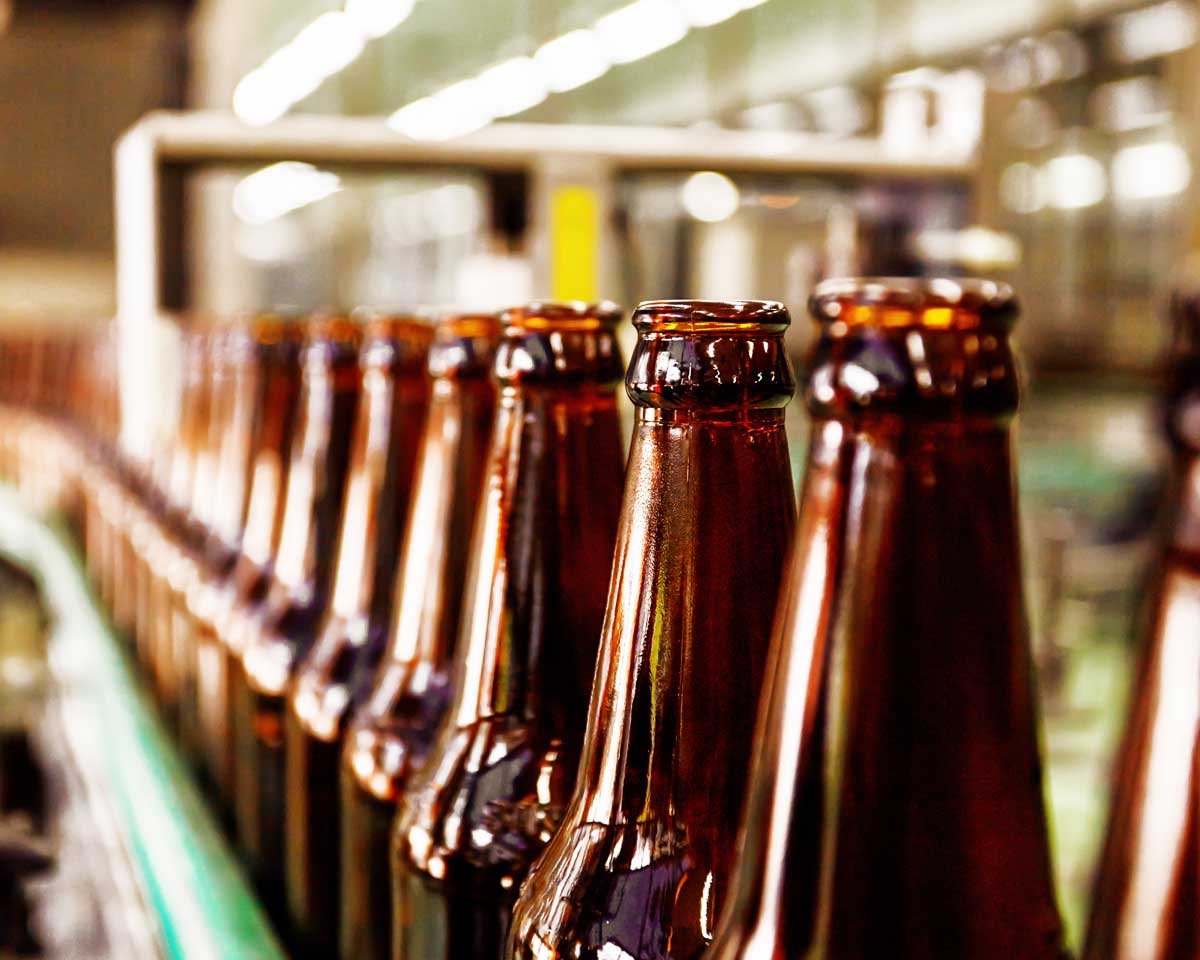 478432796_Produktion_Bierflaschen
